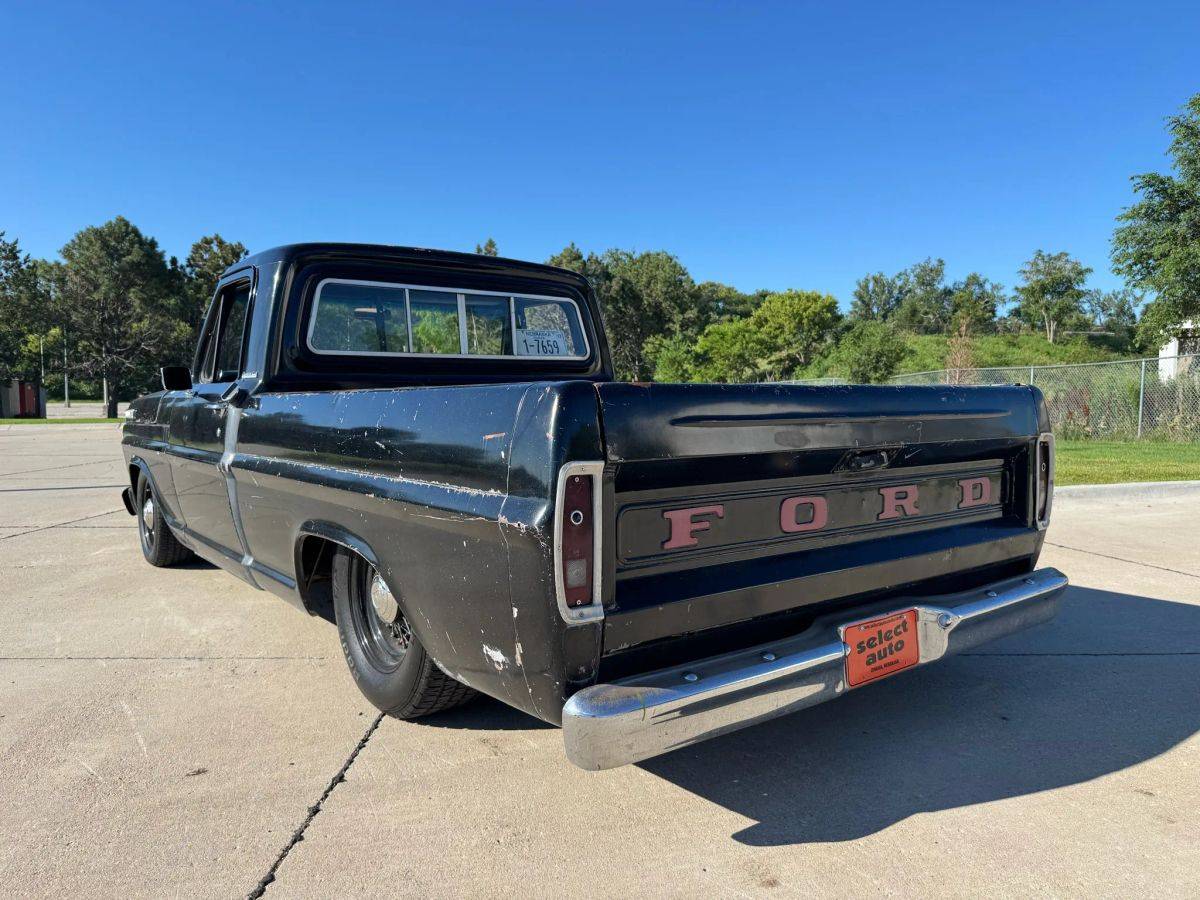 Ford-f-100-1967-black-7