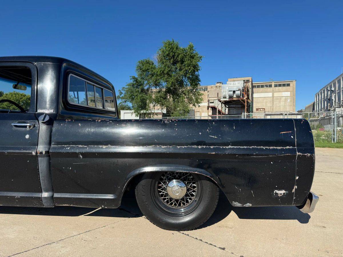 Ford-f-100-1967-black-8