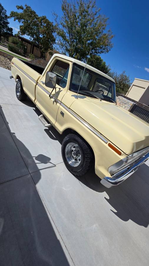 Ford-f-100-custom-1975-yellow-1
