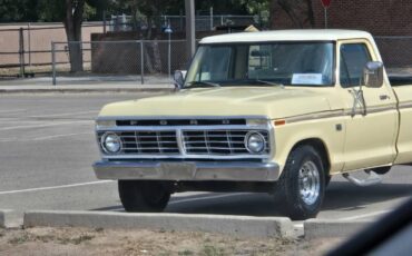 Ford-f-100-custom-1975-yellow-10