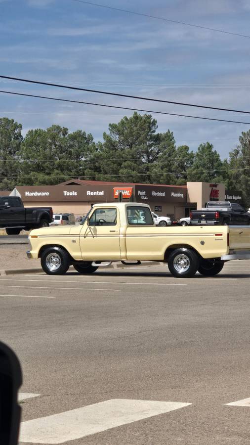 Ford-f-100-custom-1975-yellow-13