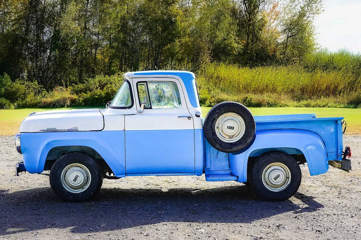 Ford-f-100-flareside-1958-blue-11