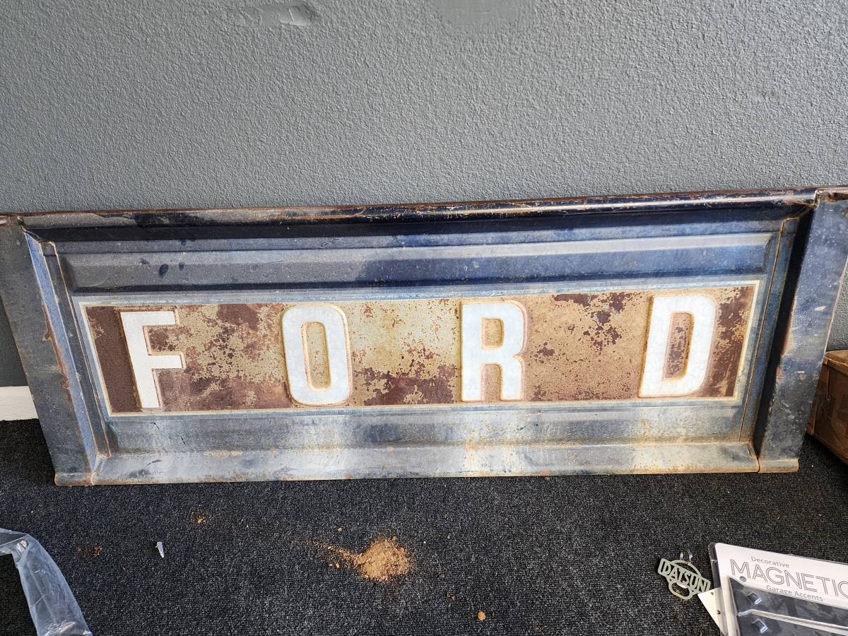 Ford-f-150-1984-5