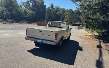 Ford-f-150-1984-white-2