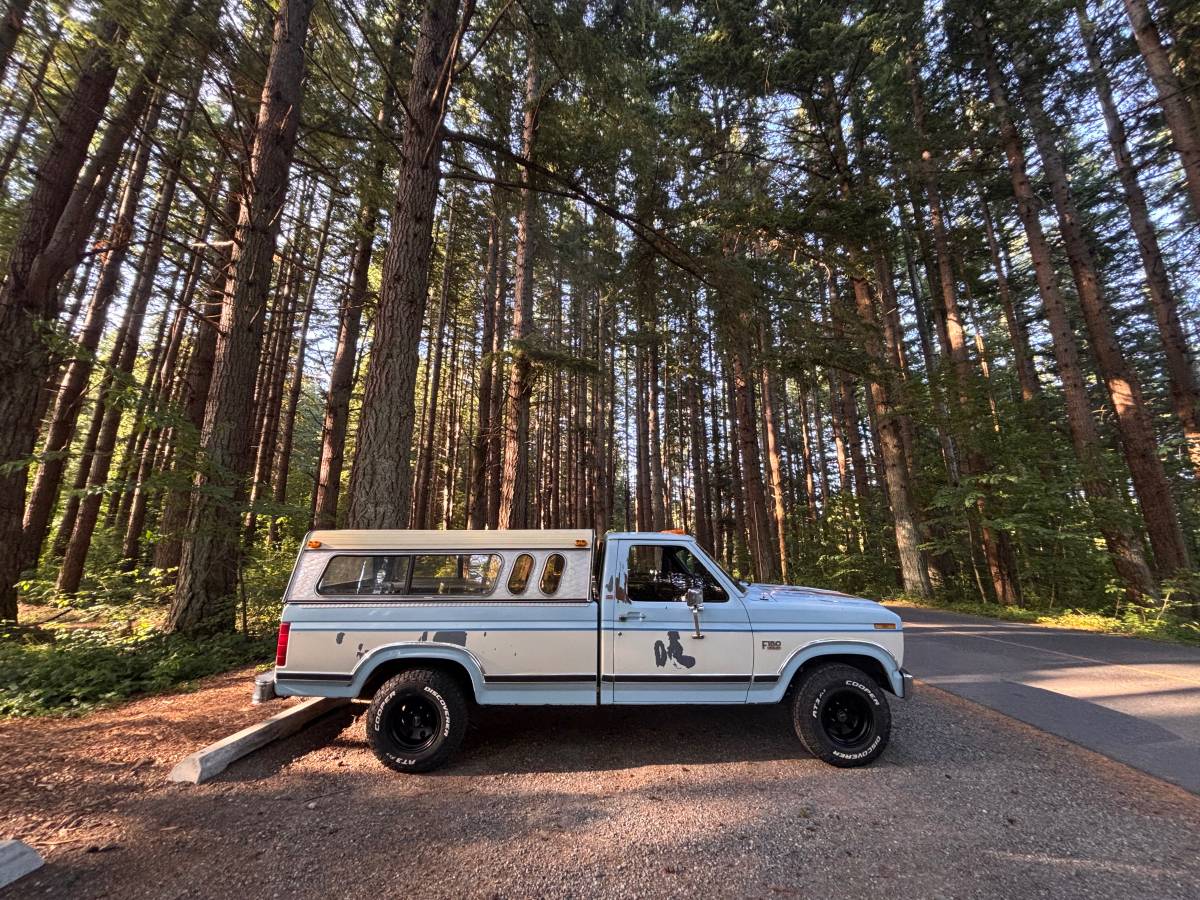 Ford-f-150-1986-blue-10