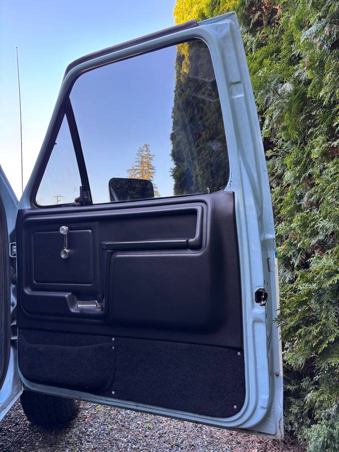 Ford-f-150-1986-blue-17