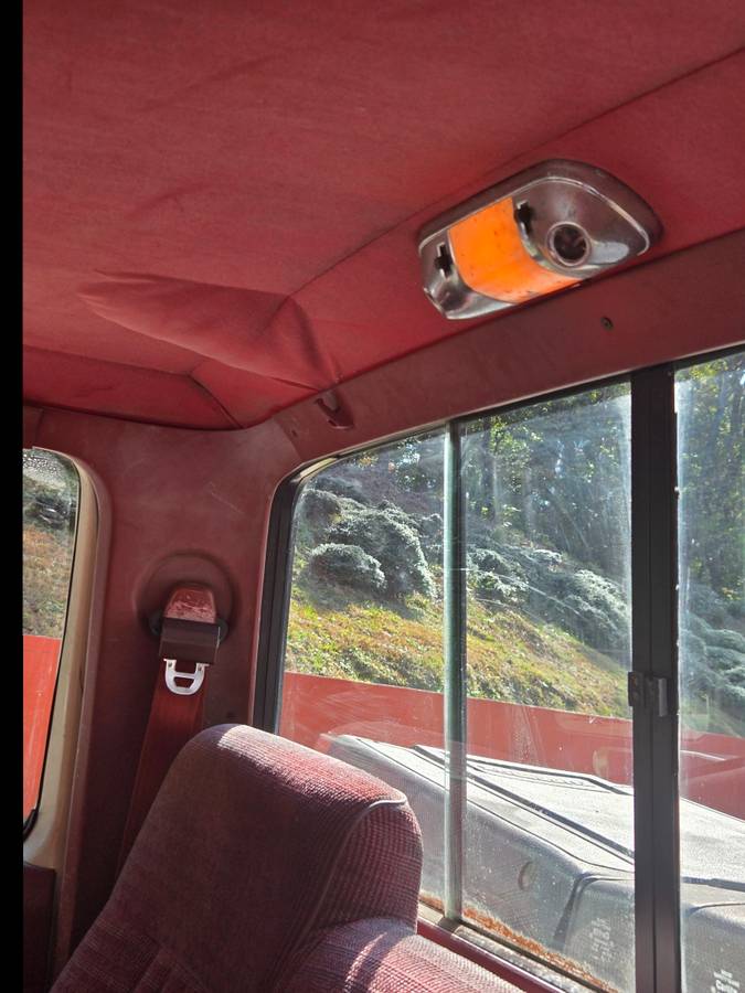 Ford-f-150-1987-white-15