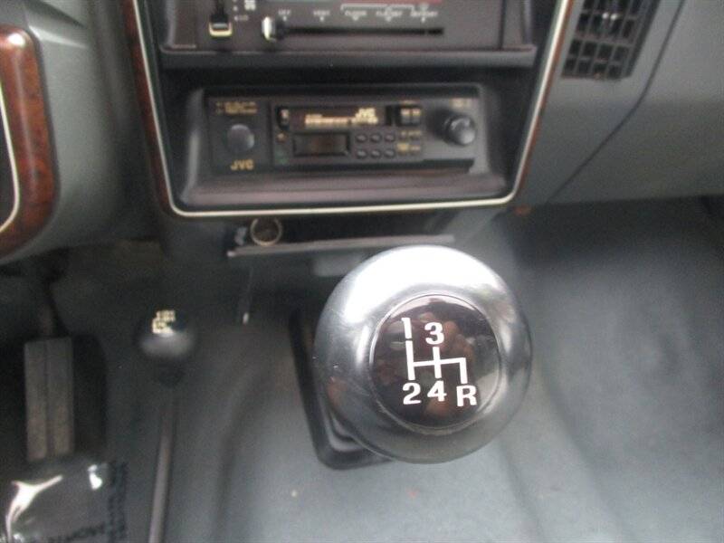 Ford-f-150-1989-black-9