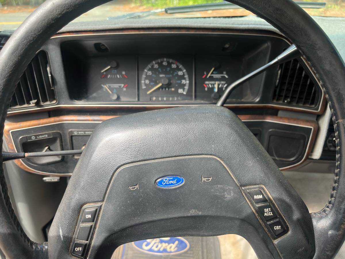 Ford-f-150-1989-silver-3