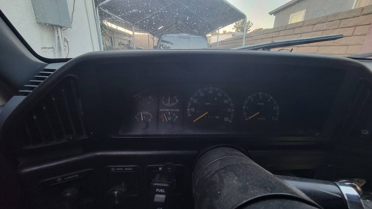 Ford-f-150-1989-white-6