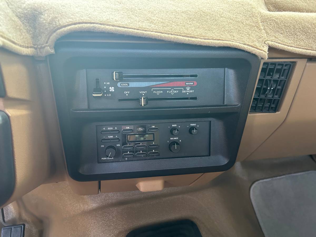 Ford-f-150-1991-red-13