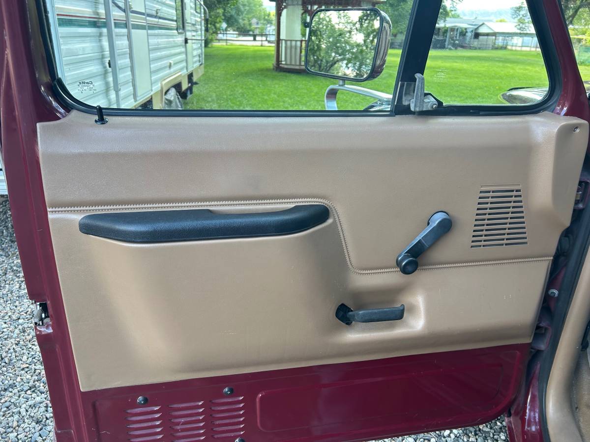 Ford-f-150-1991-red-9