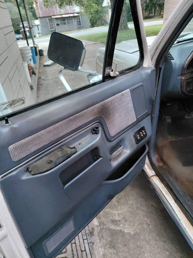 Ford-f-150-1991-white-11