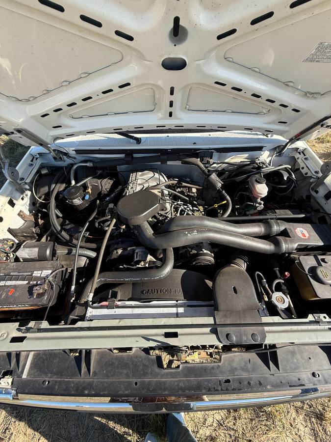 Ford-f-150-1991-white-15