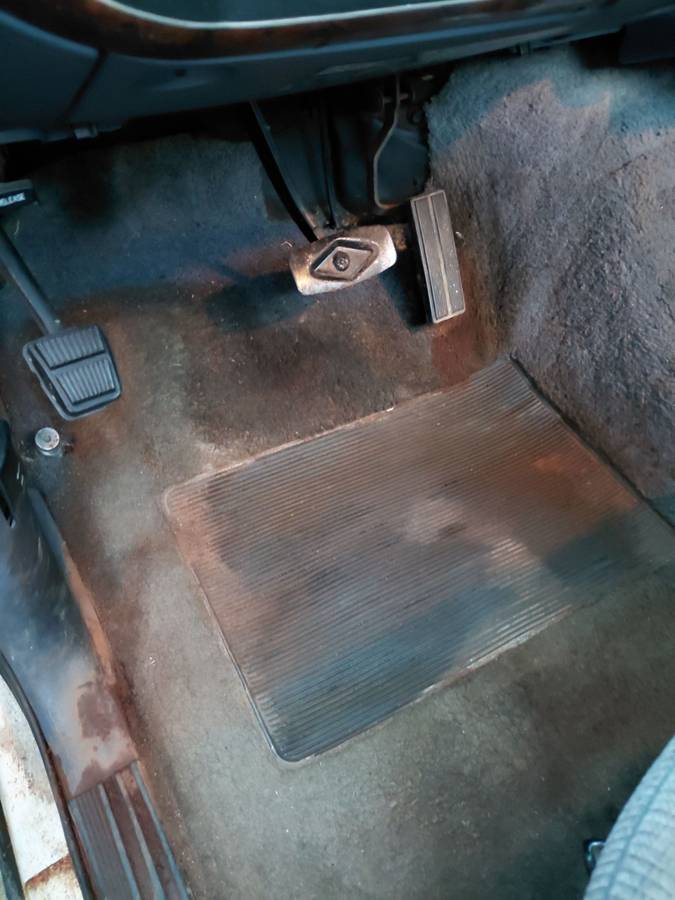 Ford-f-150-1991-white-18