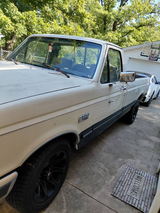 Ford-f-150-1991-white-2