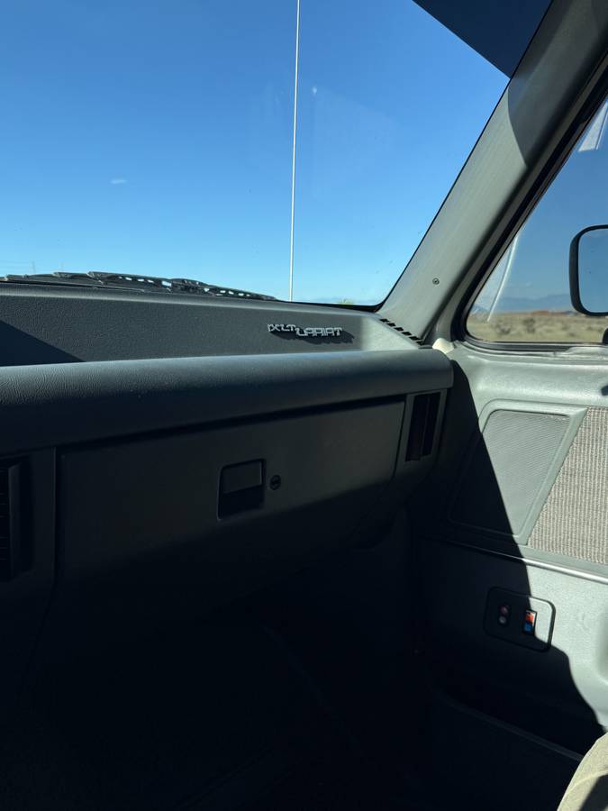 Ford-f-150-1991-white-8