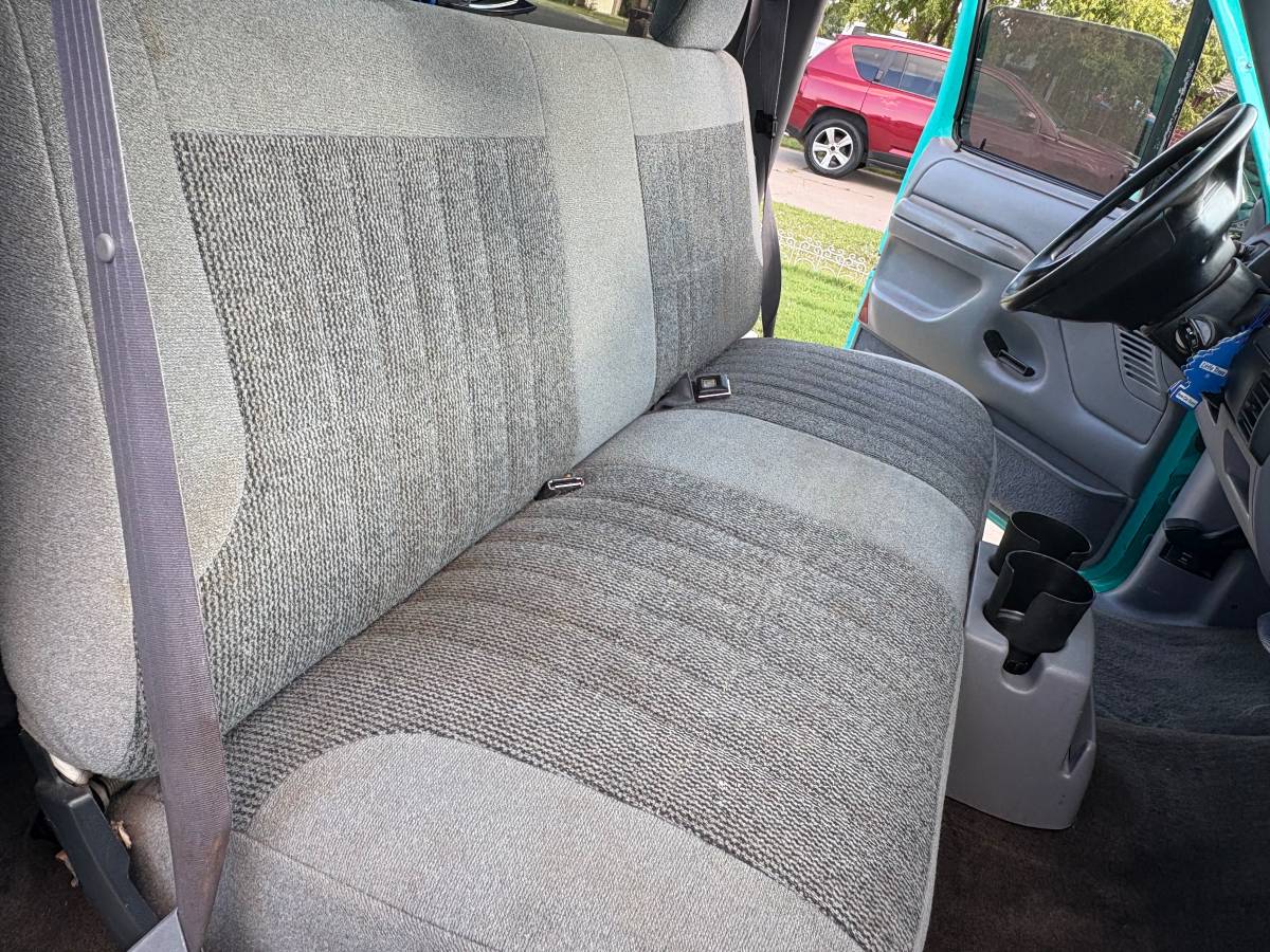 Ford-f-150-1995-custom-10