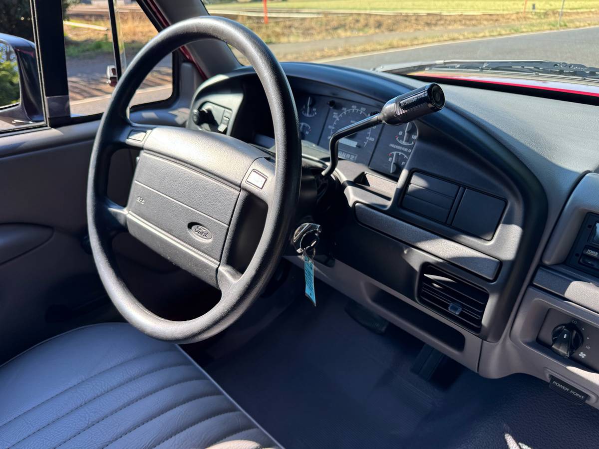 Ford-f-150-1995-red-21