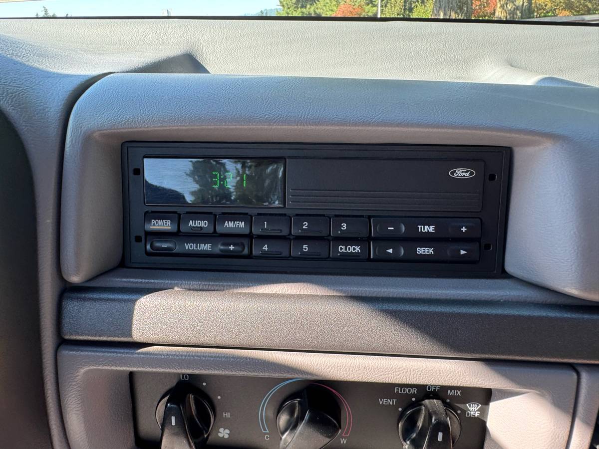Ford-f-150-1995-red-4