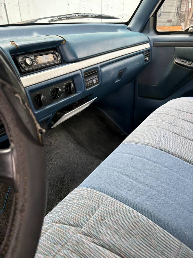 Ford-f-150-1995-white-10