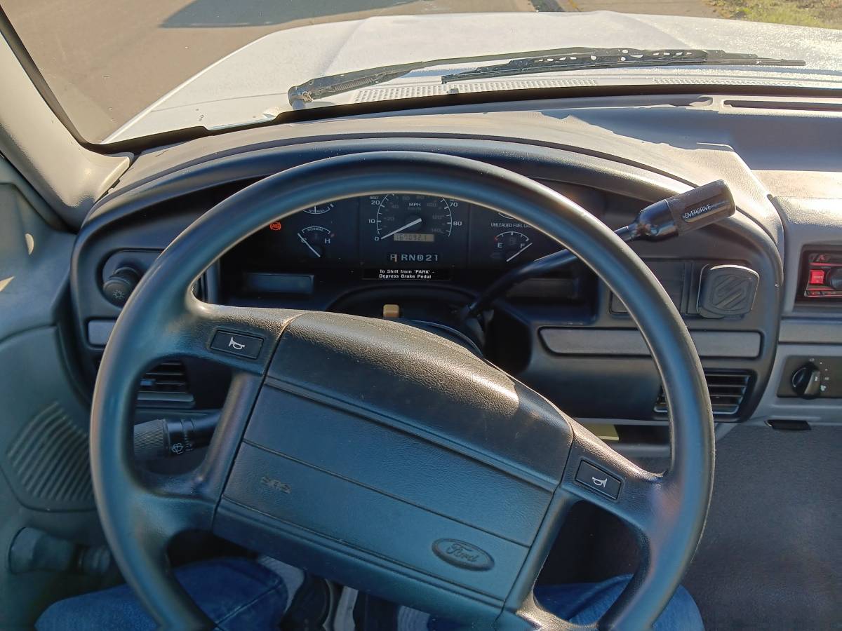 Ford-f-150-1995-white-10