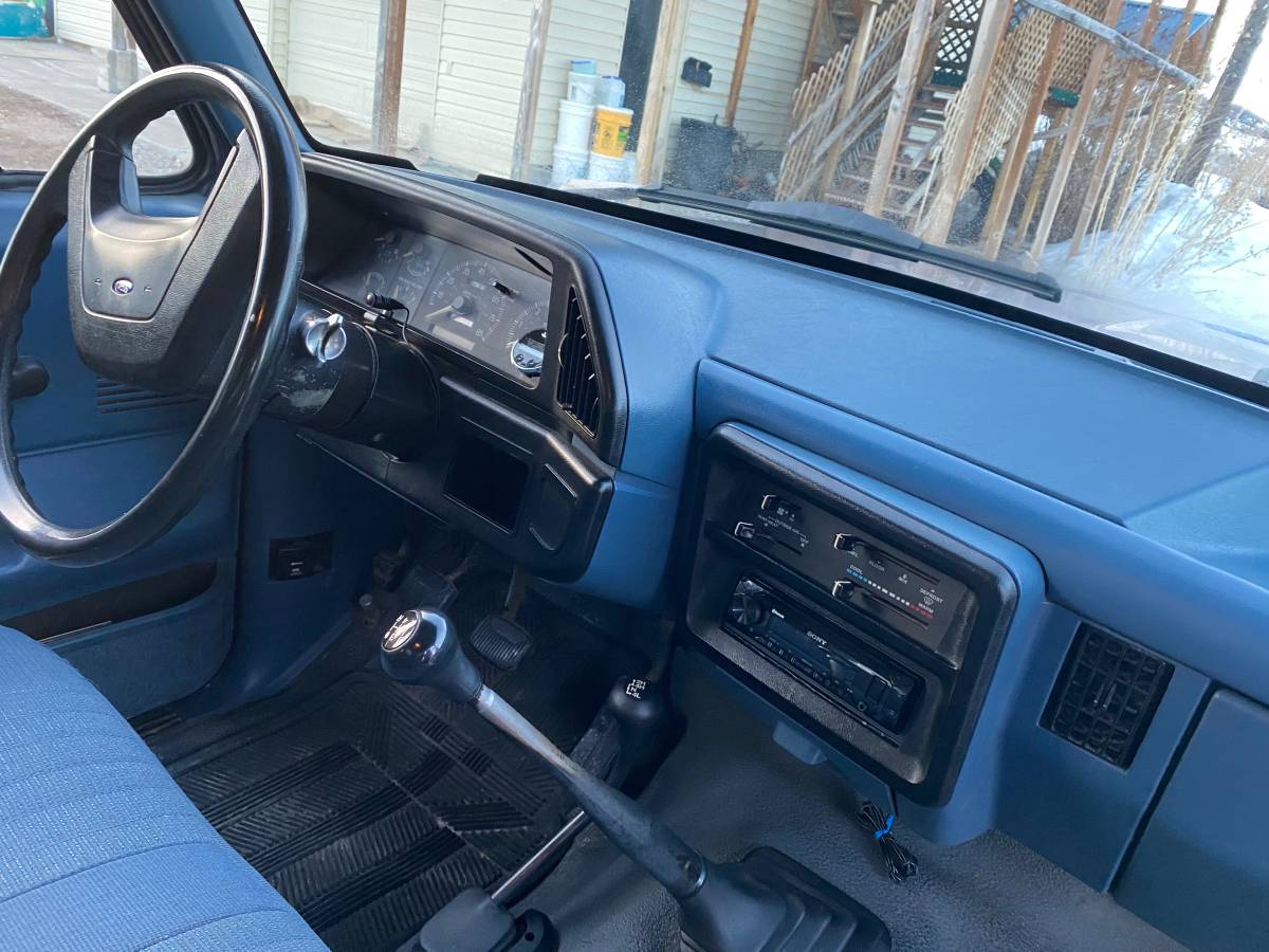 Ford-f-150-4wd-long-bed-1988-blue-6