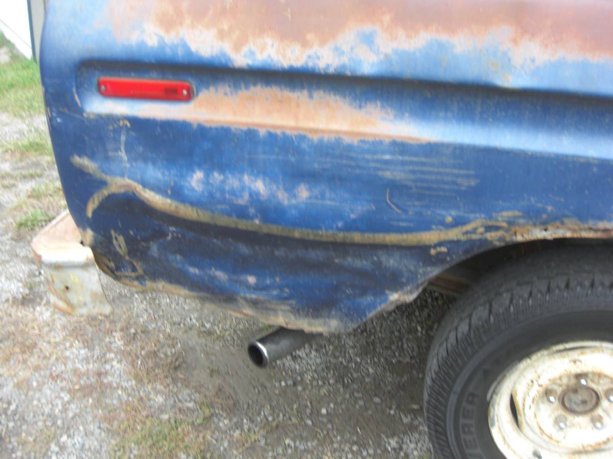 Ford-f-150-custom-1978-blue-1