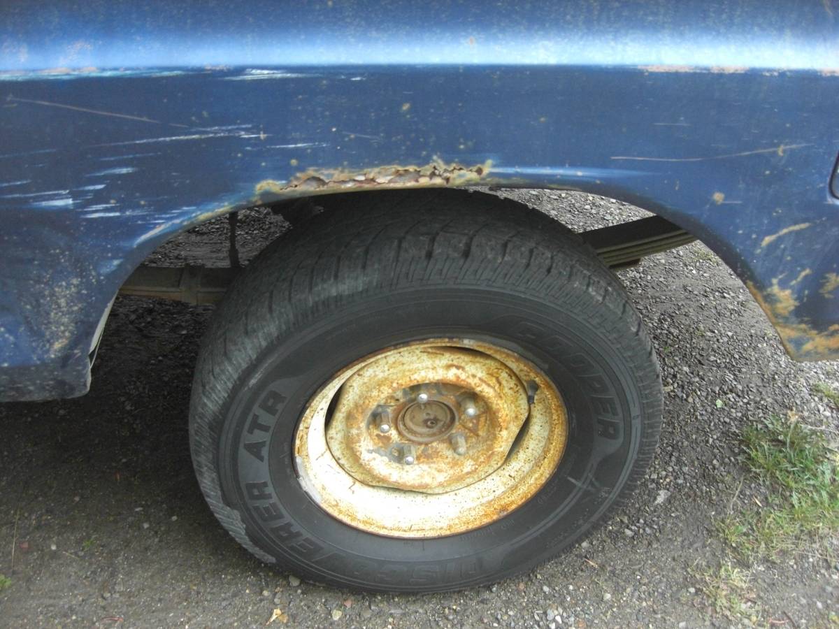 Ford-f-150-custom-1978-blue-11