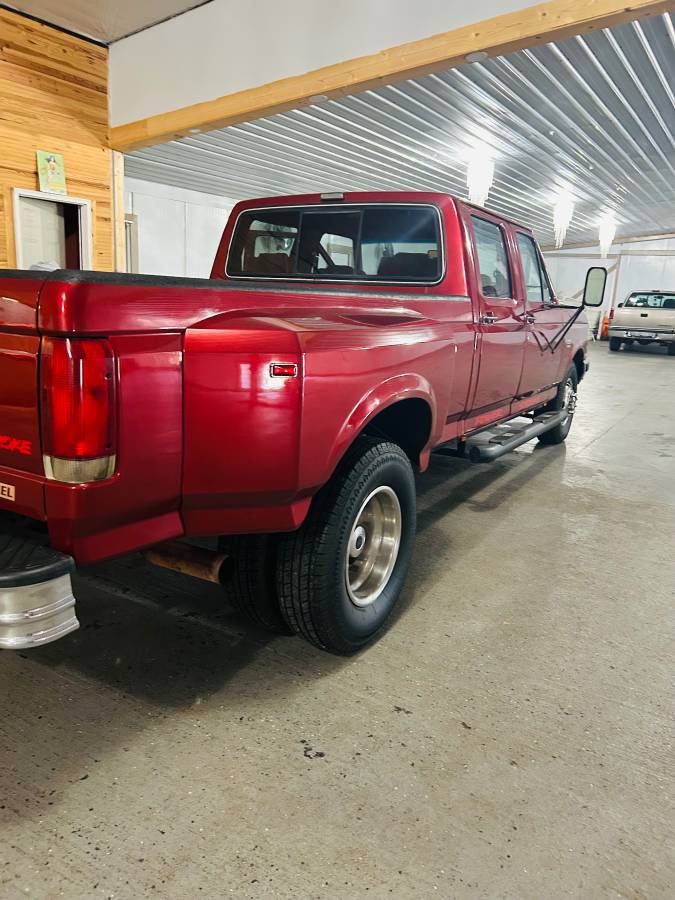 Ford-f-150-diesel-1988-red-12