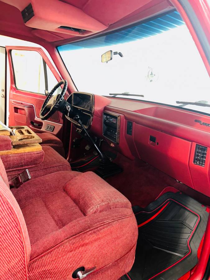 Ford-f-150-diesel-1988-red-4