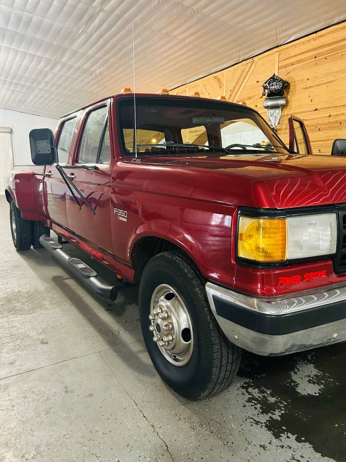 Ford-f-150-diesel-1988-red