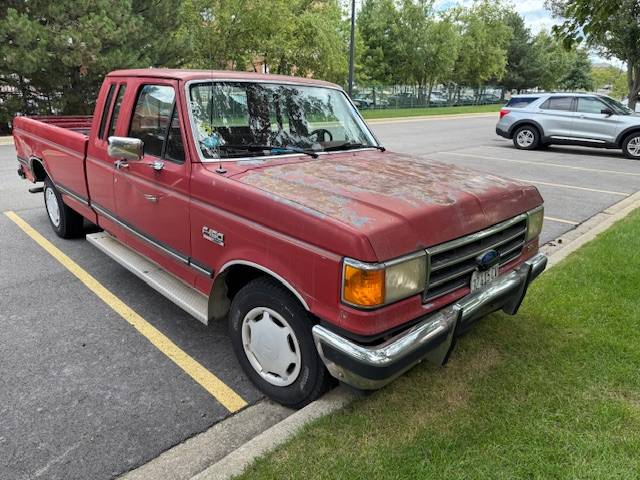 Ford-f-150-lariat-wtriton-engine-1990-red-10