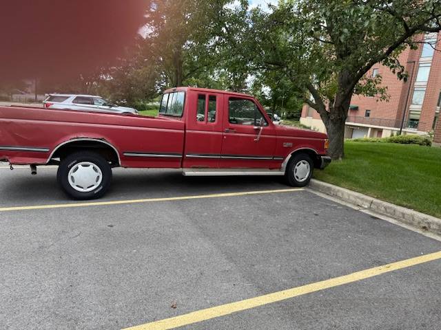 Ford-f-150-lariat-wtriton-engine-1990-red-2