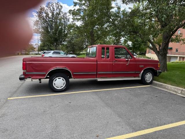 Ford-f-150-lariat-wtriton-engine-1990-red-5