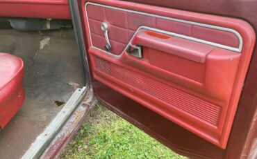 Ford-f-150-ranger-1979-red-10
