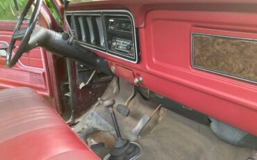 Ford-f-150-ranger-1979-red-12