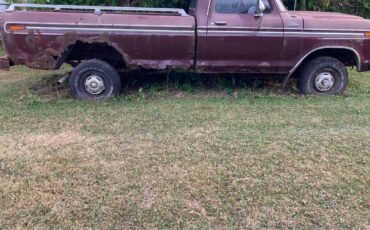 Ford-f-150-ranger-1979-red-19