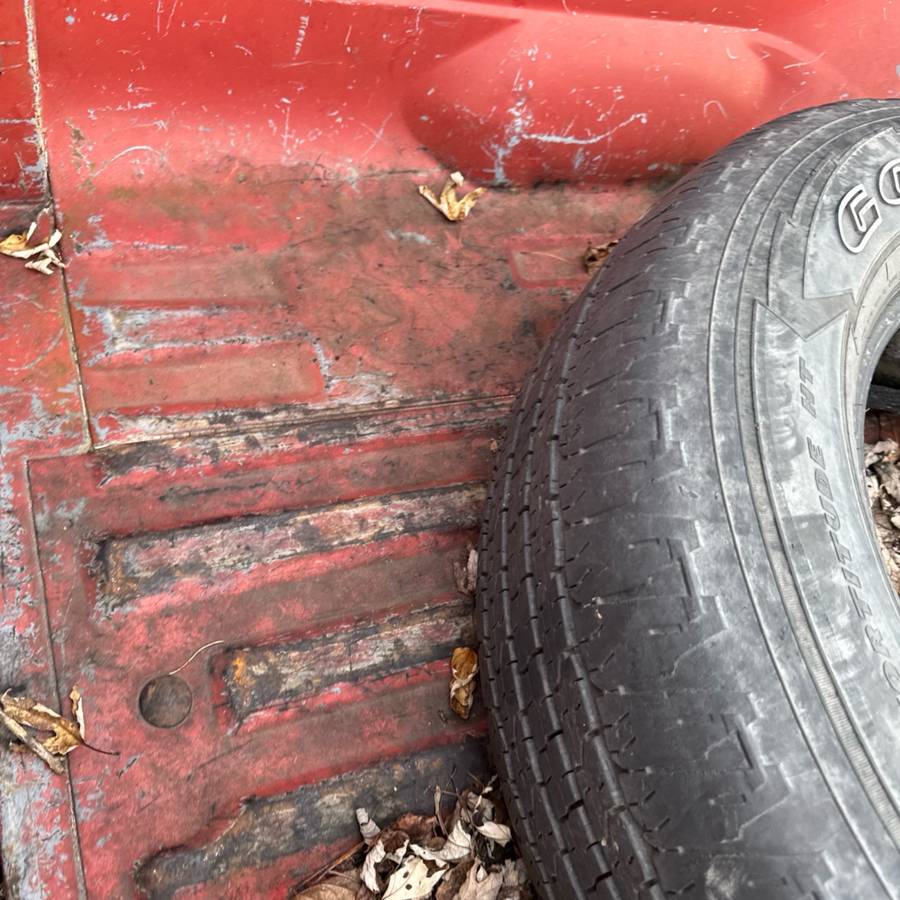 Ford-f-150-truck-1986-red-10