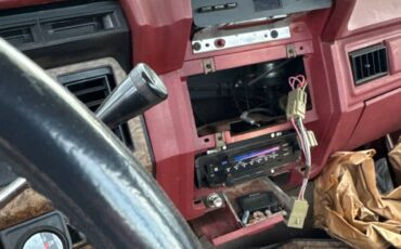 Ford-f-150-truck-1986-red-17