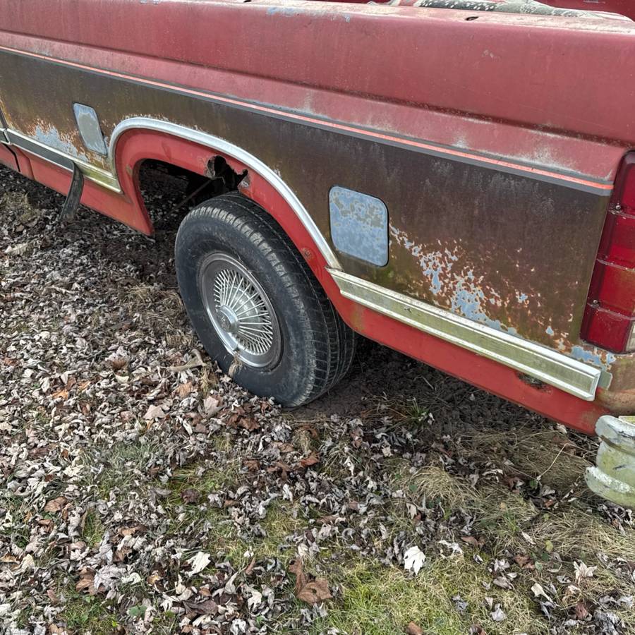 Ford-f-150-truck-1986-red-7