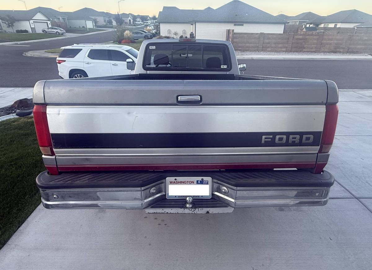 Ford-f-150-xlt-1994-silver-2
