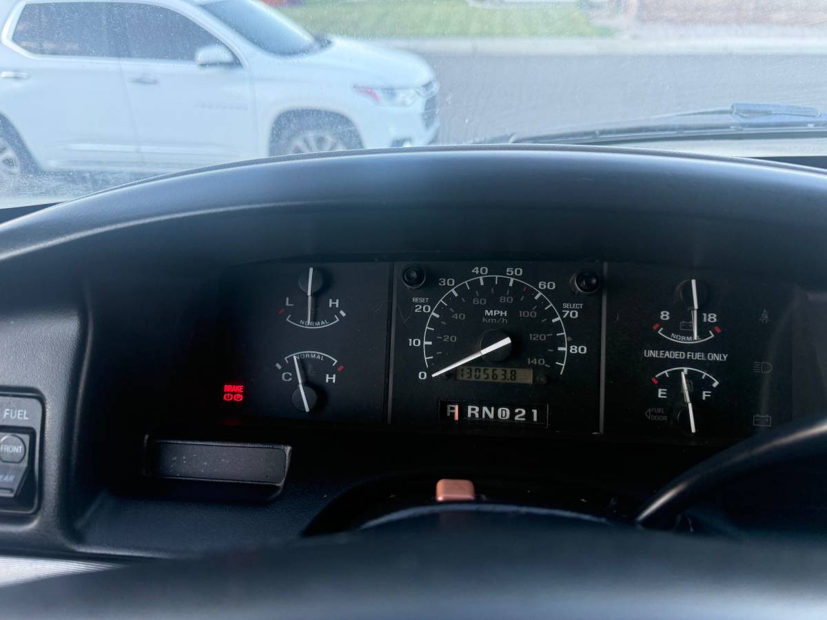 Ford-f-150-xlt-1994-silver-6