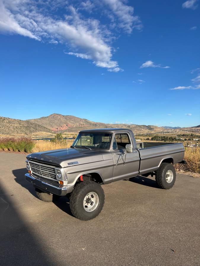 Ford-f-250-1967-silver-1