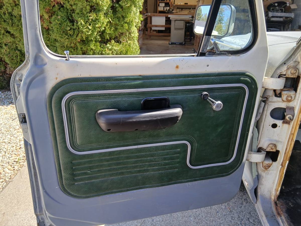 Ford-f-250-1972-grey-10