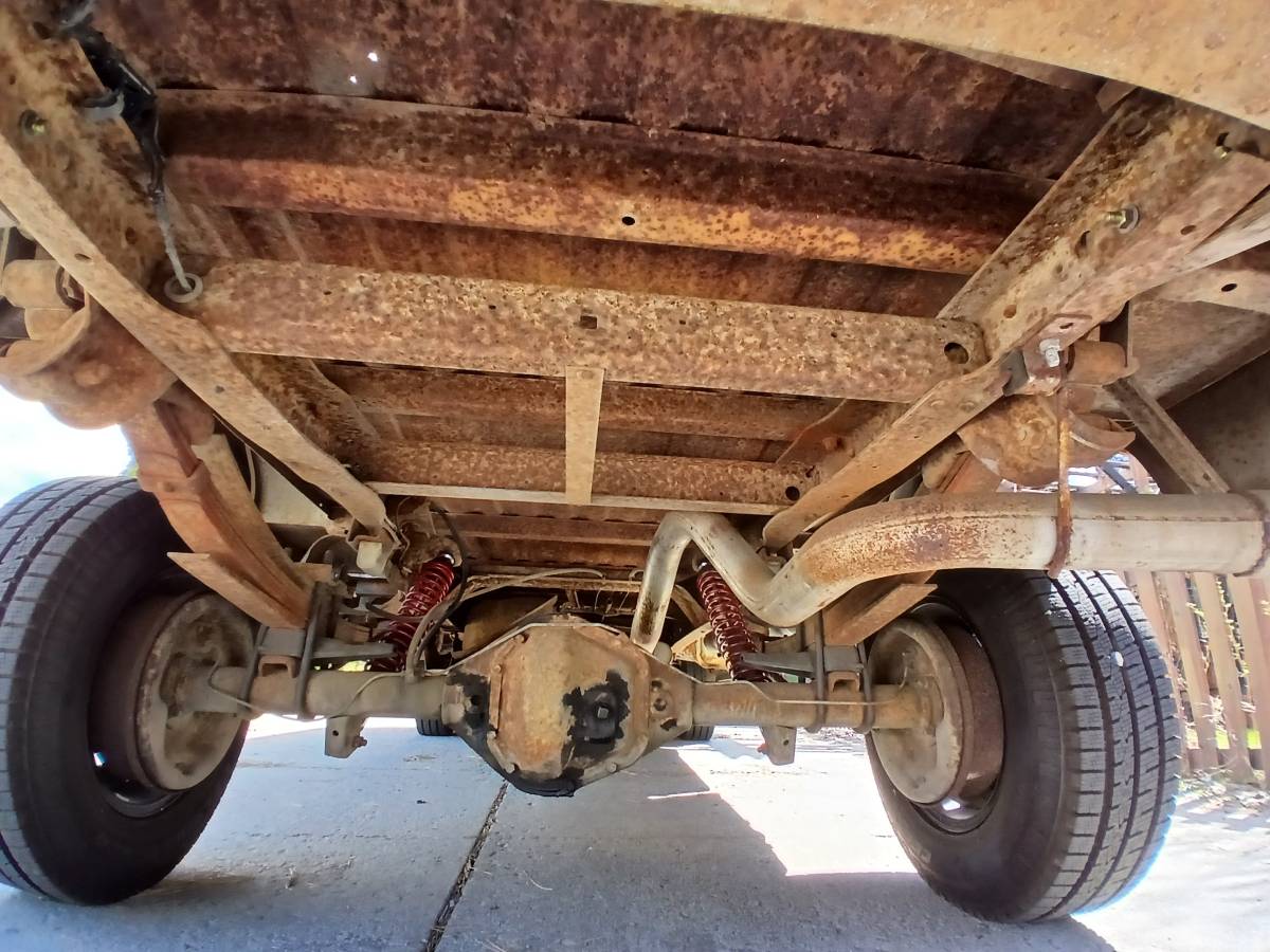 Ford-f-250-1972-grey-4