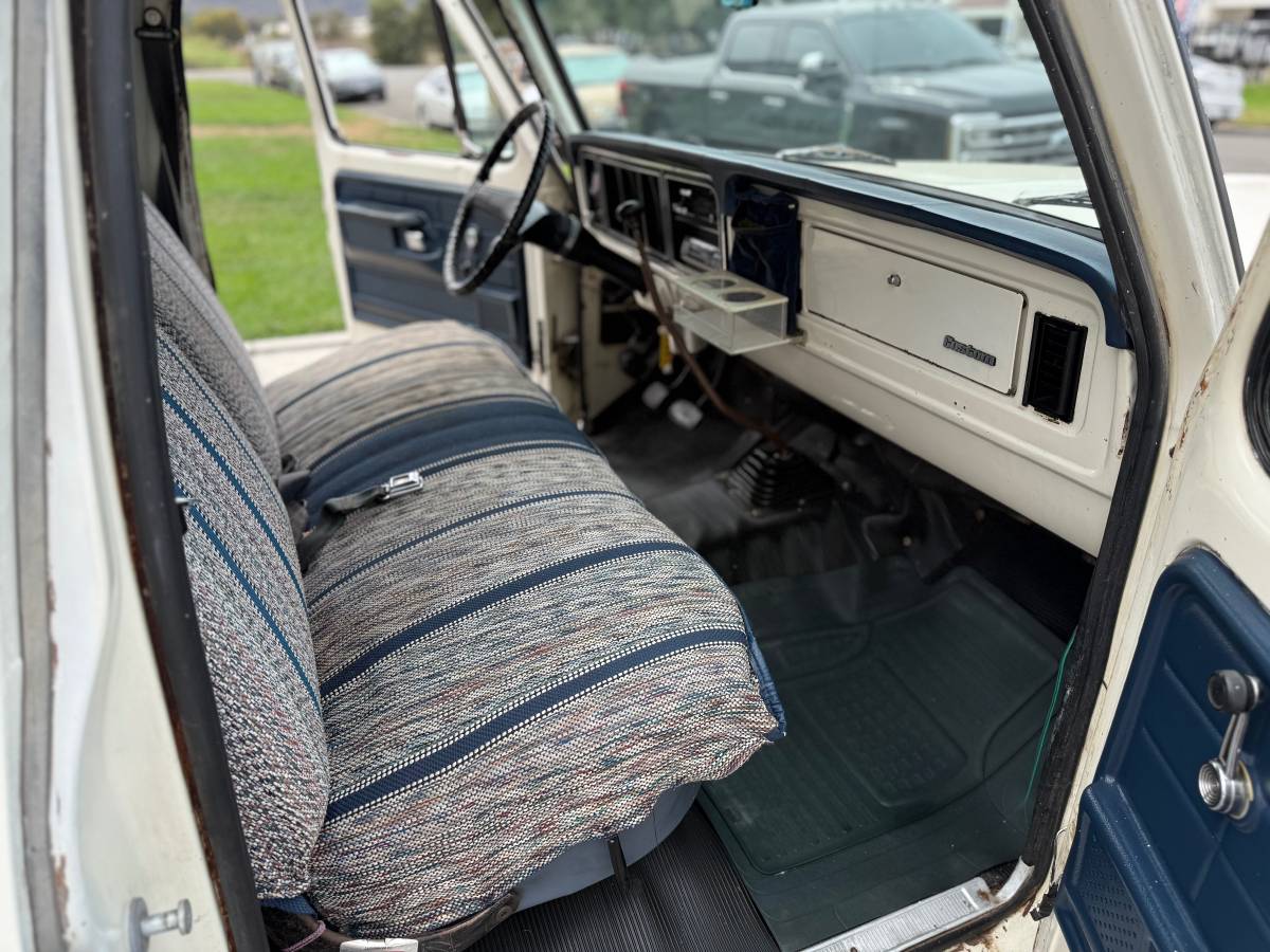Ford-f-250-1975-11