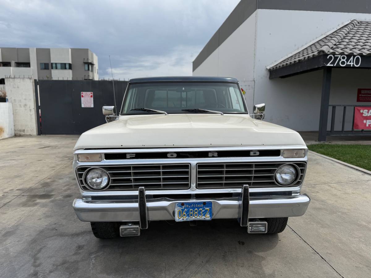 Ford-f-250-1975-8