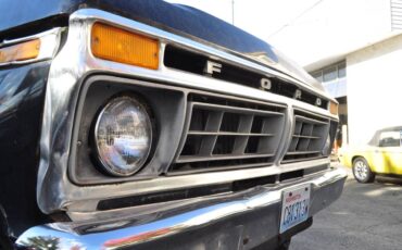 Ford-f-250-1977-black-3