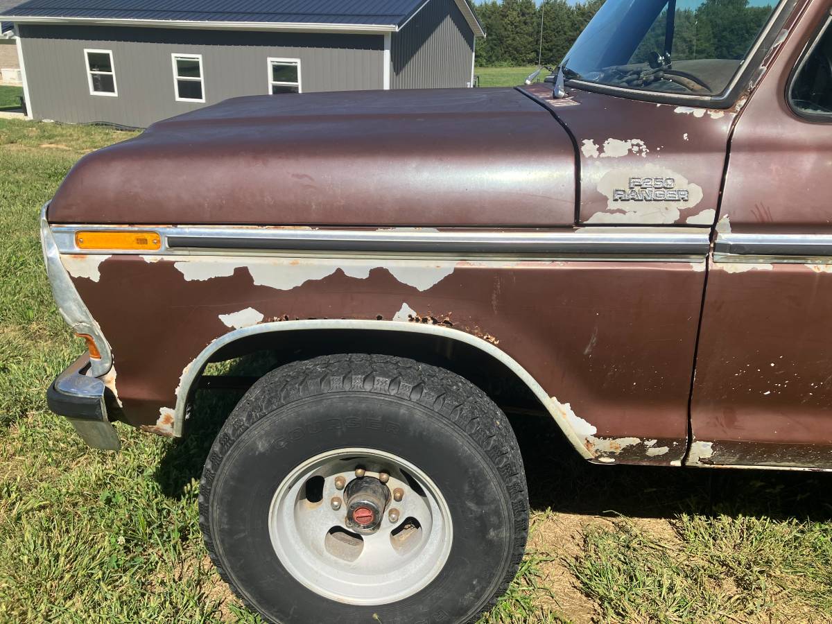 Ford-f-250-1978-brown-13